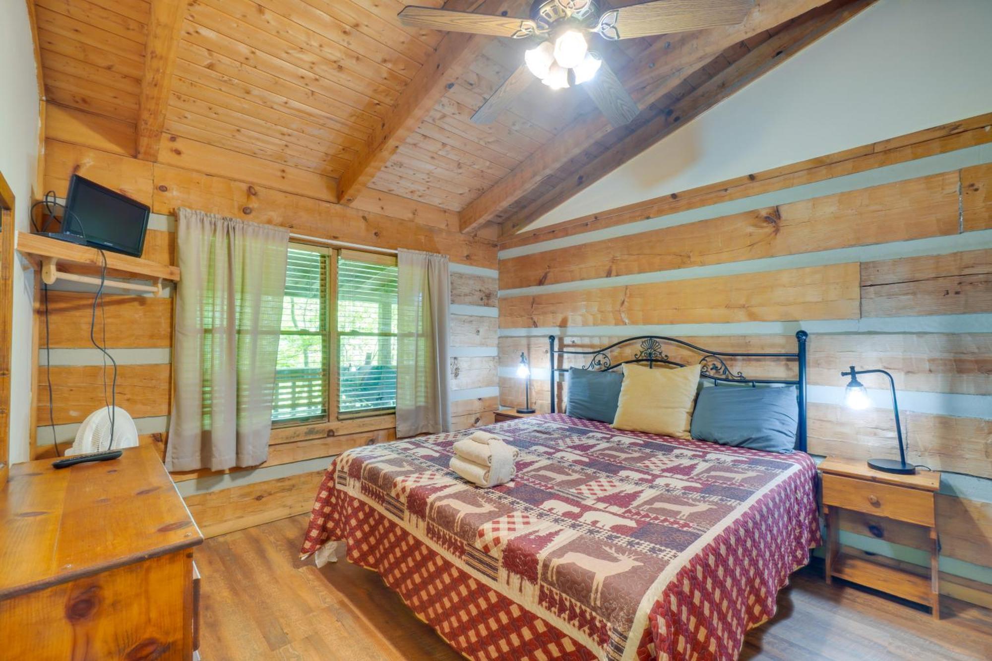 Gatlinburg Cabin With Hot Tub About 6 Mi To Downtown! Exteriör bild