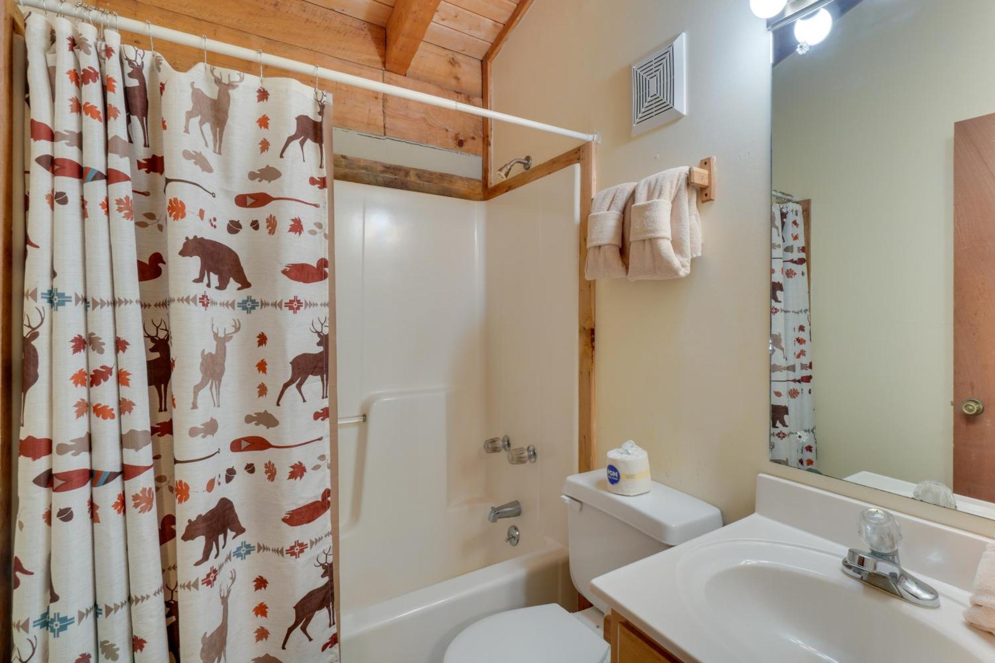 Gatlinburg Cabin With Hot Tub About 6 Mi To Downtown! Exteriör bild